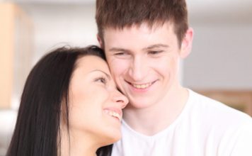 16 Signs He’s Not Ready for a Serious Relationship