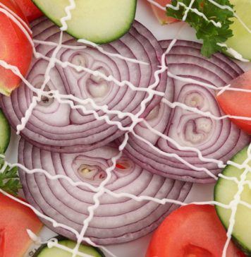 5 Ingredients Making Your Salad Unhealthy