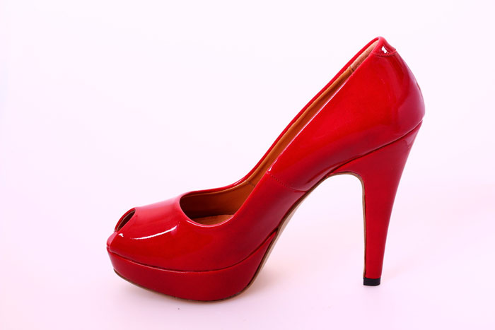 700-shoes-fotolia-free-red-high-heels-footwear