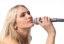 Voice Attracts More Than Appearance