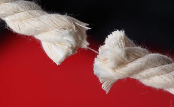 How to End an Affair with a Colleague and Keep Your Dignity