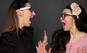 Women Suffer from Job Stress More Than Men scream, conflict, argue