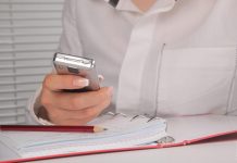 How to Dry a Wet Phone?