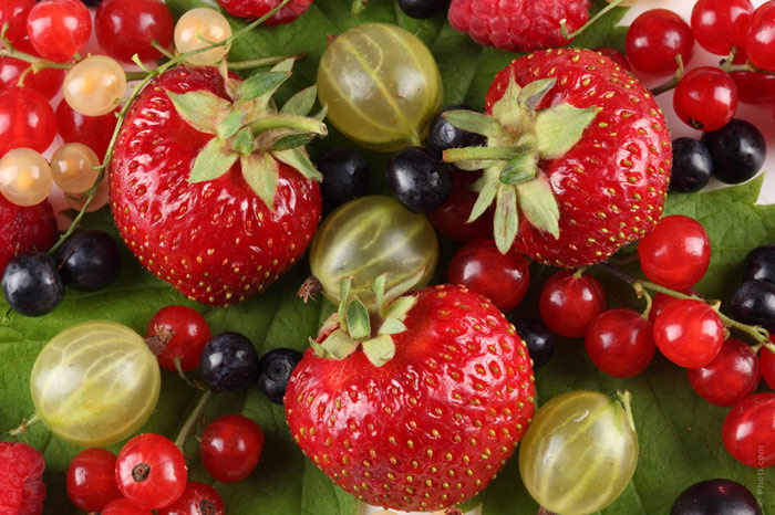 700-berries-diet-strawberry-food-weight-loss-health
