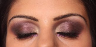 10 Makeup & Fashion Mistakes Making Women Look Older