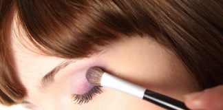 Men: Women Wear Too Much Makeup