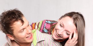 How to Convince Your Boyfriend to Move in Together?