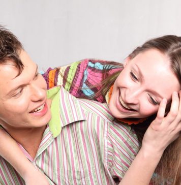 How to Convince Your Boyfriend to Move in Together?