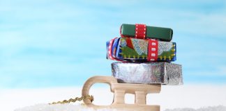 5 Ways to Save on Fashion-Themed Christmas Presents