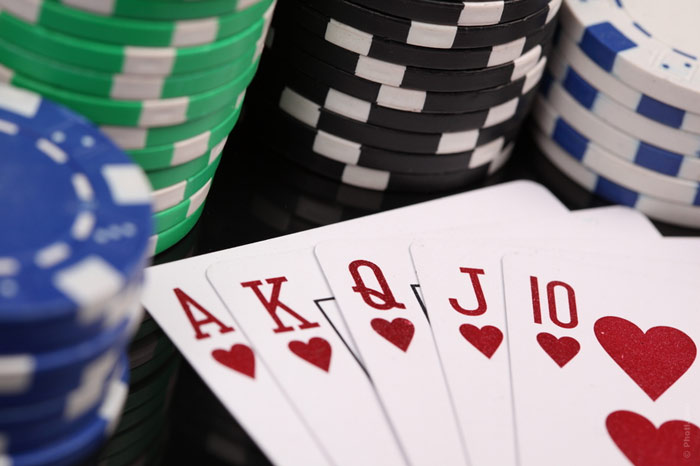 700-fun-nightlife-games-pocker-poker-cards-chips-casino