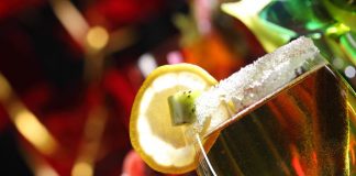 How to Throw a Cool Party in a Small Apartment