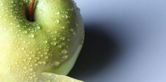 Eat an Apple before Doing the Shopping