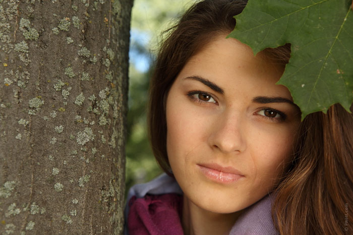 700-depression-woman-face-fall-autumn-nature