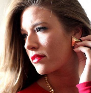 Smart Earrings Ear-o-Smart Track Woman’s Health