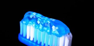 12 Unusual Uses of Toothpaste