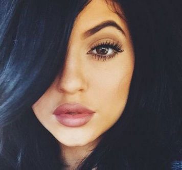 New Internet Challenge Is Kylie Jenner Lip