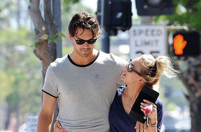 Henry-Cavill-and-Kaley-Cuoco