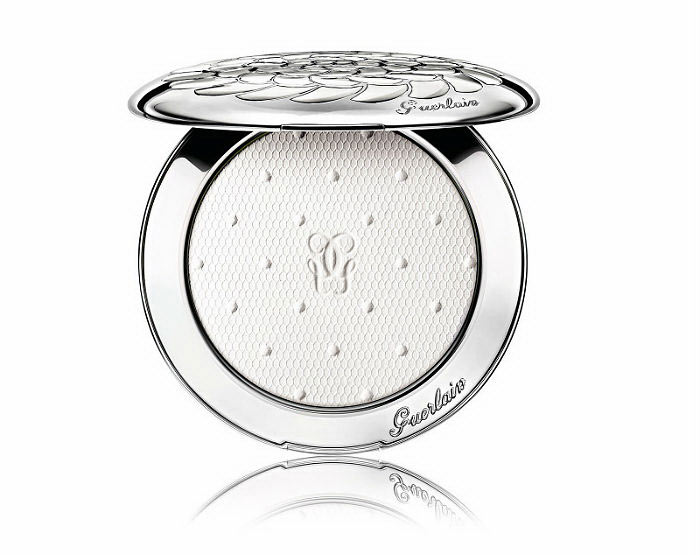 Guerlain-Christmas-Holiday-2015-2016-Neiges-et-Merveilles-Collection-Meteorites-Voyage-Enchanted-Skin-Perfecting-Illuminating-Matte-Powder