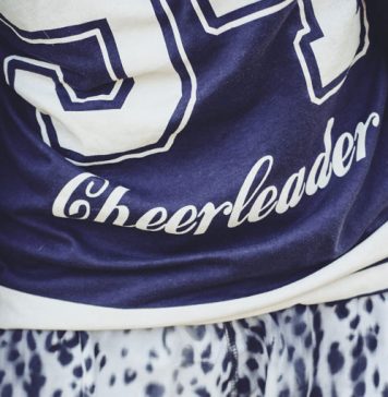 Men’s Choice: 10 Hottest Female Jobs