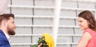 The 4 Biggest Signs He Likes You