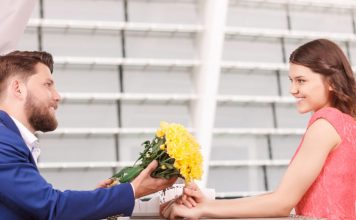 The 4 Biggest Signs He Likes You