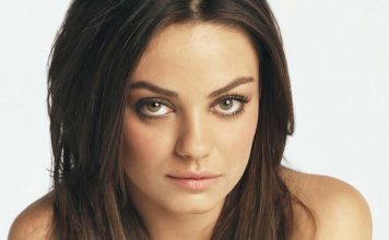 11 Stunning Celebs with Geeky Streaks in Their Personality