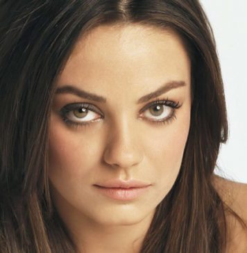 16 Hollywood Beauties That Speak More Than One Language