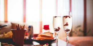 10 Surprisingly Well-Paid Jobs