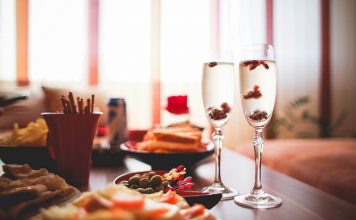 10 Surprisingly Well-Paid Jobs