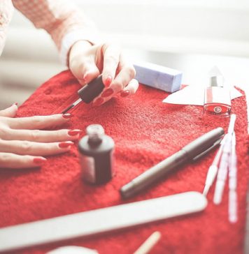 25 Alternative Ways of Using Nail Polish