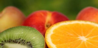 What Do Famous Trainers Eat Before & After Workouts?