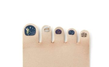 New Trend: Pedicure Stockings