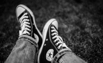 How to Make a Shoe Sole White Again?