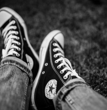 How to Make a Shoe Sole White Again?