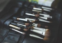 Makeup Brushes Swaps