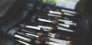 Makeup Brushes Swaps