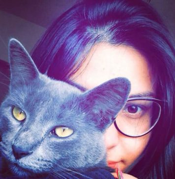 10 Kinds of Selfies Everybody Is Tired of
