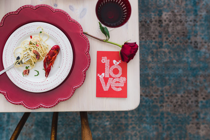 romantic-dinner-setting-the-boiled-crayfish-on-a-white-plate-love-card