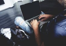 Smartphone or Laptop – Which is the Best?