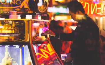 The Bingo Hall vs. Online Bingo