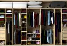 6 Clothing Items You Should Throw Away