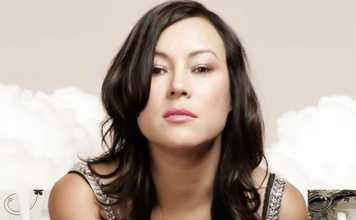 6 Celebrities Who Play Casino Games