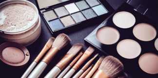 How to Make Money Selling Cosmetics Online