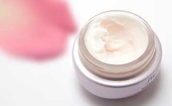 Five Harmful Skin Care Ingredients That You Should Watch Out For