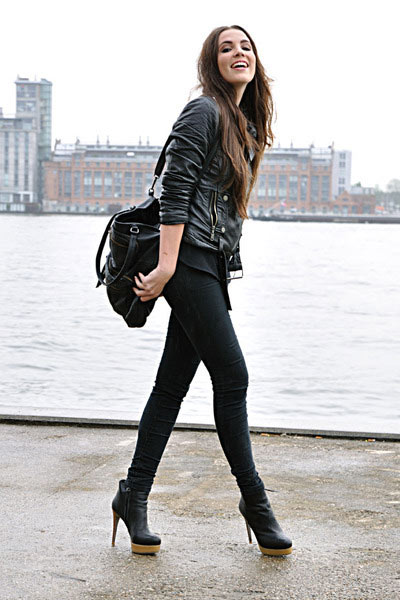 fashion-boots-black-jeans-girl | Geniusbeauty