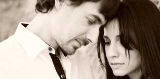 9 Indications That You’re Living with a Cheater