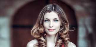 Turning Back Time: Simple Ways to Make Your Face Look Five Years Younger