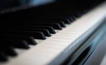 4 Advantages of Learning to Play Music