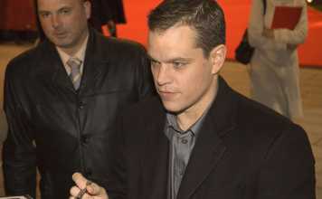 5 Famous People Who Spend Their Free Time Gambling