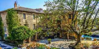 Top Decorative Gardening Accessories